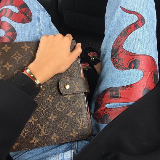 tumblr_olbhh1FARq1r9uk2wo1_540